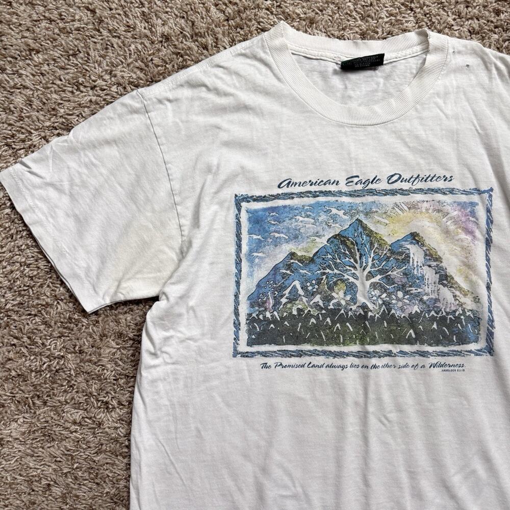 Vintage 90’s American Eagle Outfitters White Nature T-Shirt Men’s Size Medium